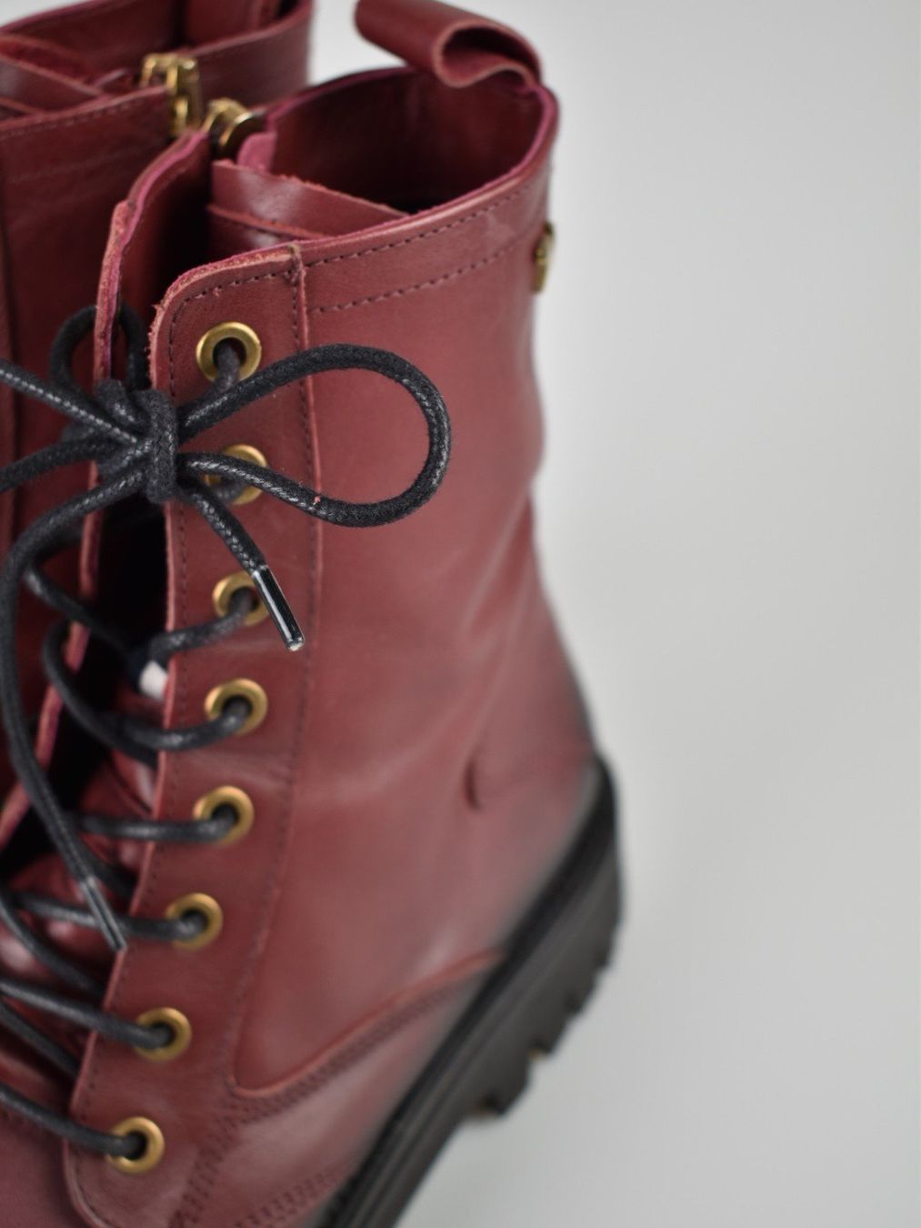 Tommy Hilfiger Scarpe da donna: Tommy Hilfiger Boots, Leder, dunkelrot, Gr.41 – Usato da Nürensdorf venduto da 2ND_STORY 1
