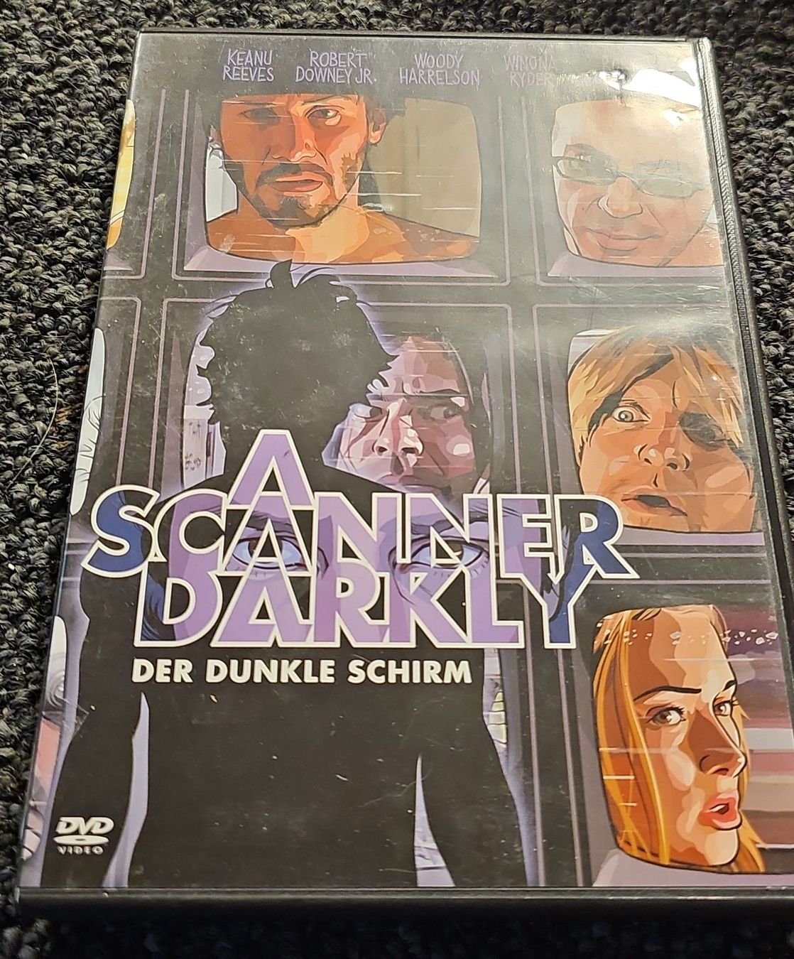 Tutti i DVDs: A Scanner Darkly (21281) – Usato da Ruswil venduto da jan_bxl5