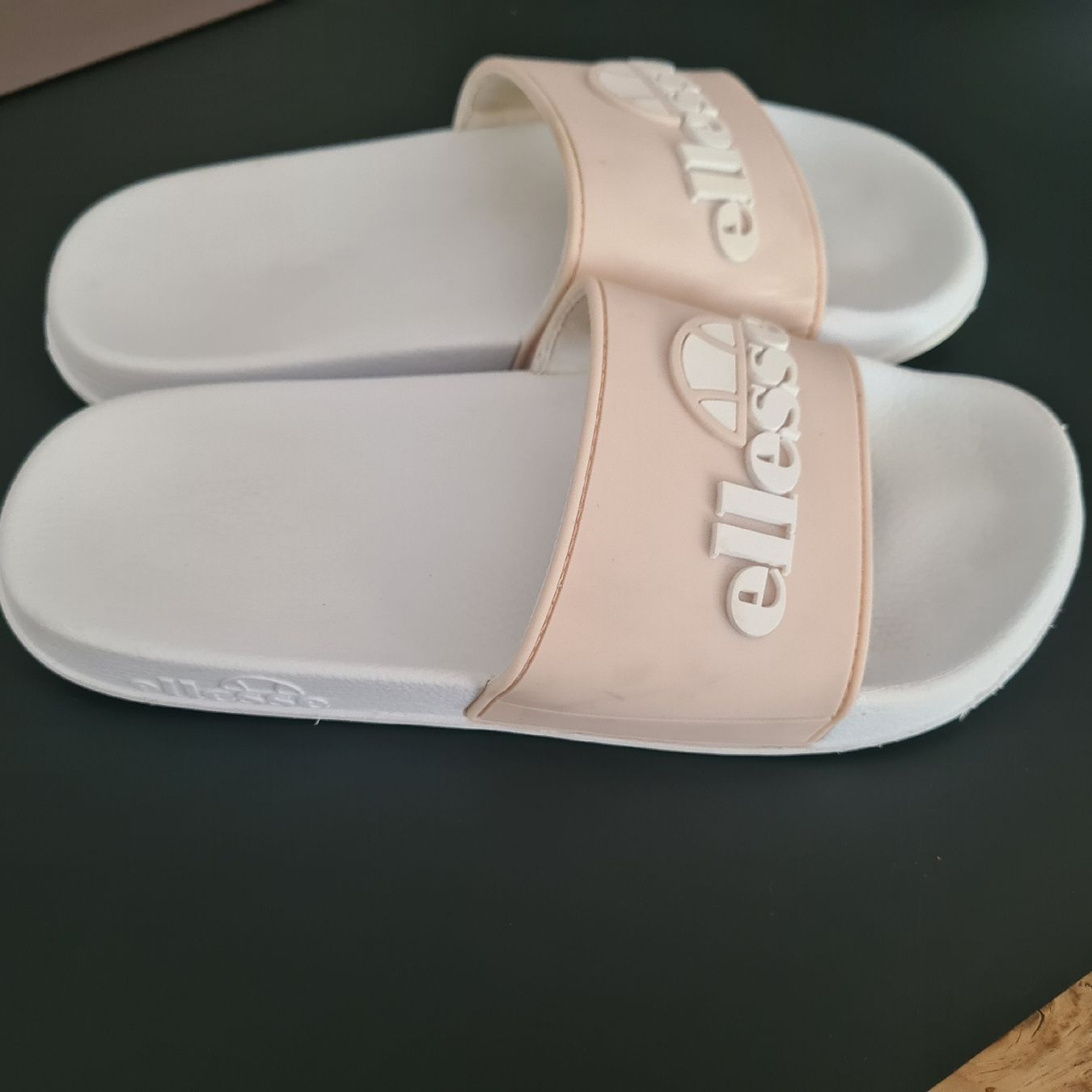 Ellesse Scarpe da donna: ellesse Strandschuh Gr.36 – Usato da Steinen venduto da turbogeiss99 4