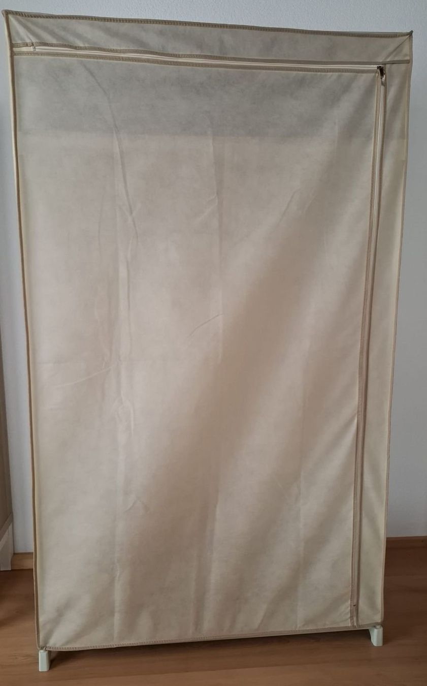 Armadi: Mottenschrank – Usato da Hasle b. Burgdorf venduto da Danny820