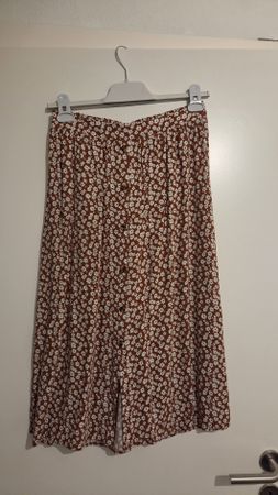 Rock Grösse M, braun/orange mit Blumenmuster