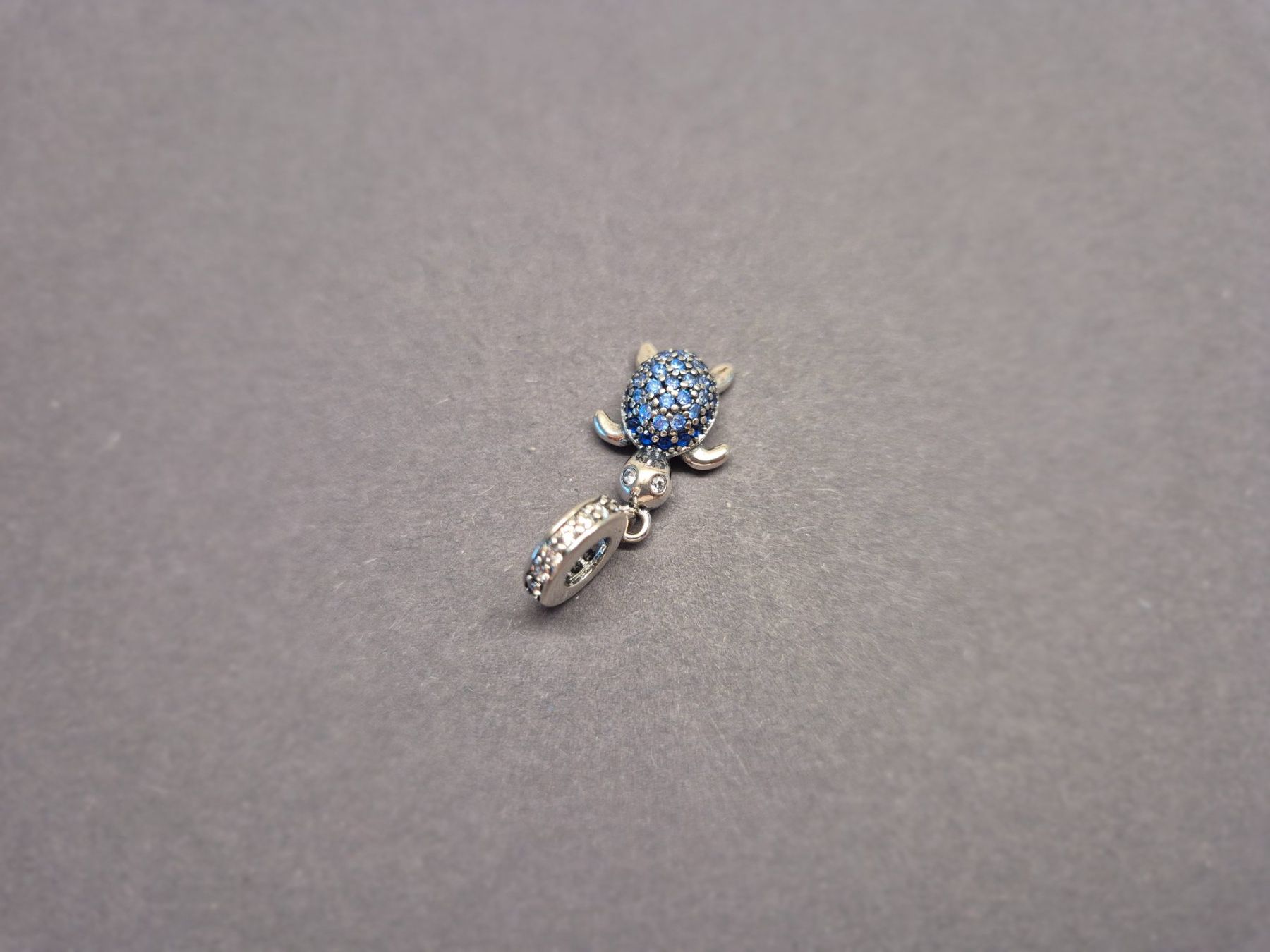 Ciondoli: Silber Charm Schildkröte blau +Garantie – Nuovo (secondo la descrizione) da Rotkreuz venduto da Carbone_Bijou-Shop