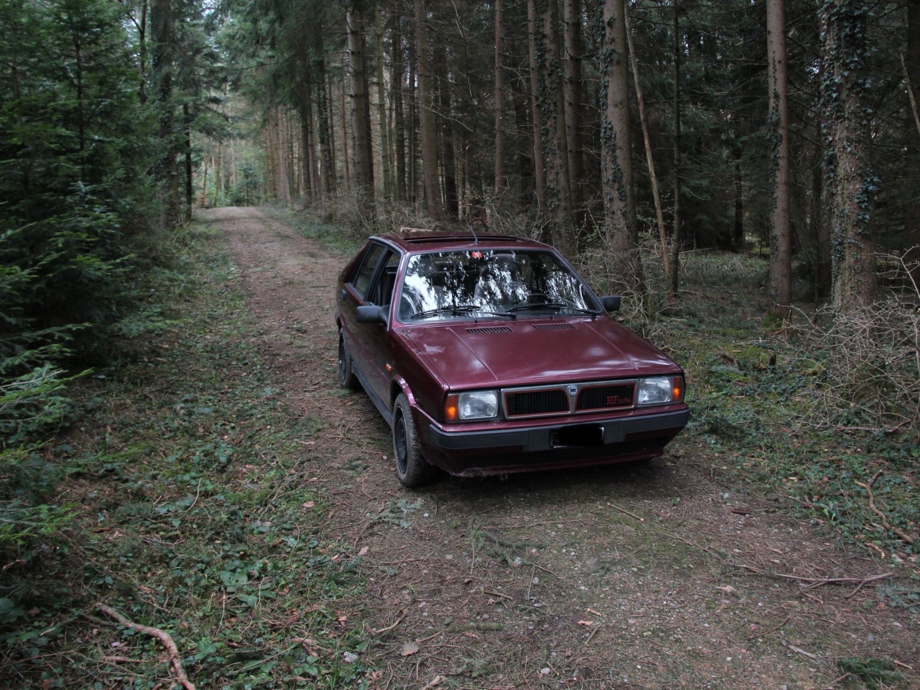 Lancia Automobili: Lancia Delta HF Turbo – Usato da Winterthur venduto da silavino 2
