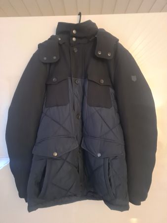 GANT Winter Herrenjacke, Grösse XL - Ein Schnäppchen!