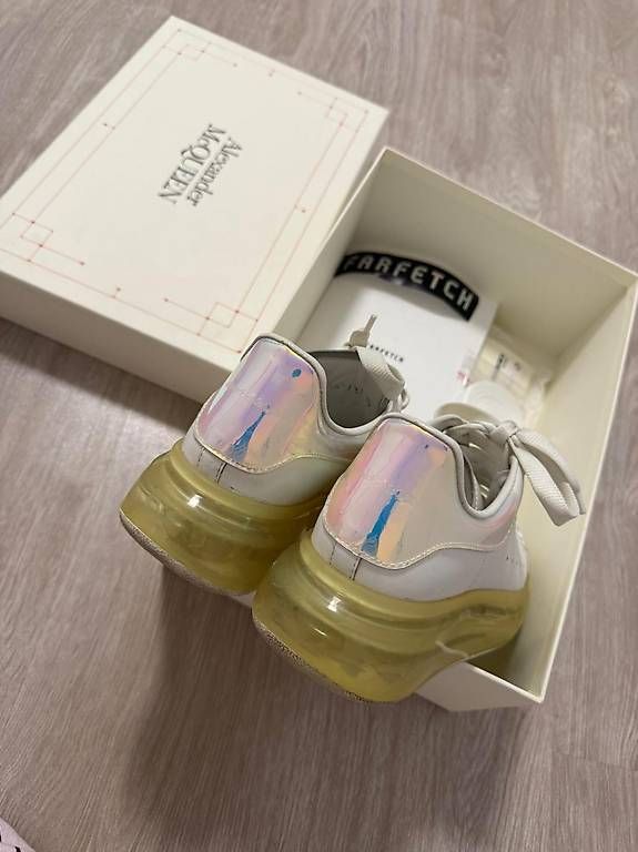 Scarpe da uomo: ALEXANDER MCQUEEN OVERSIZED SNEAKERS – Usato da Pfäffikon ZH venduto da cer_8rd7 1