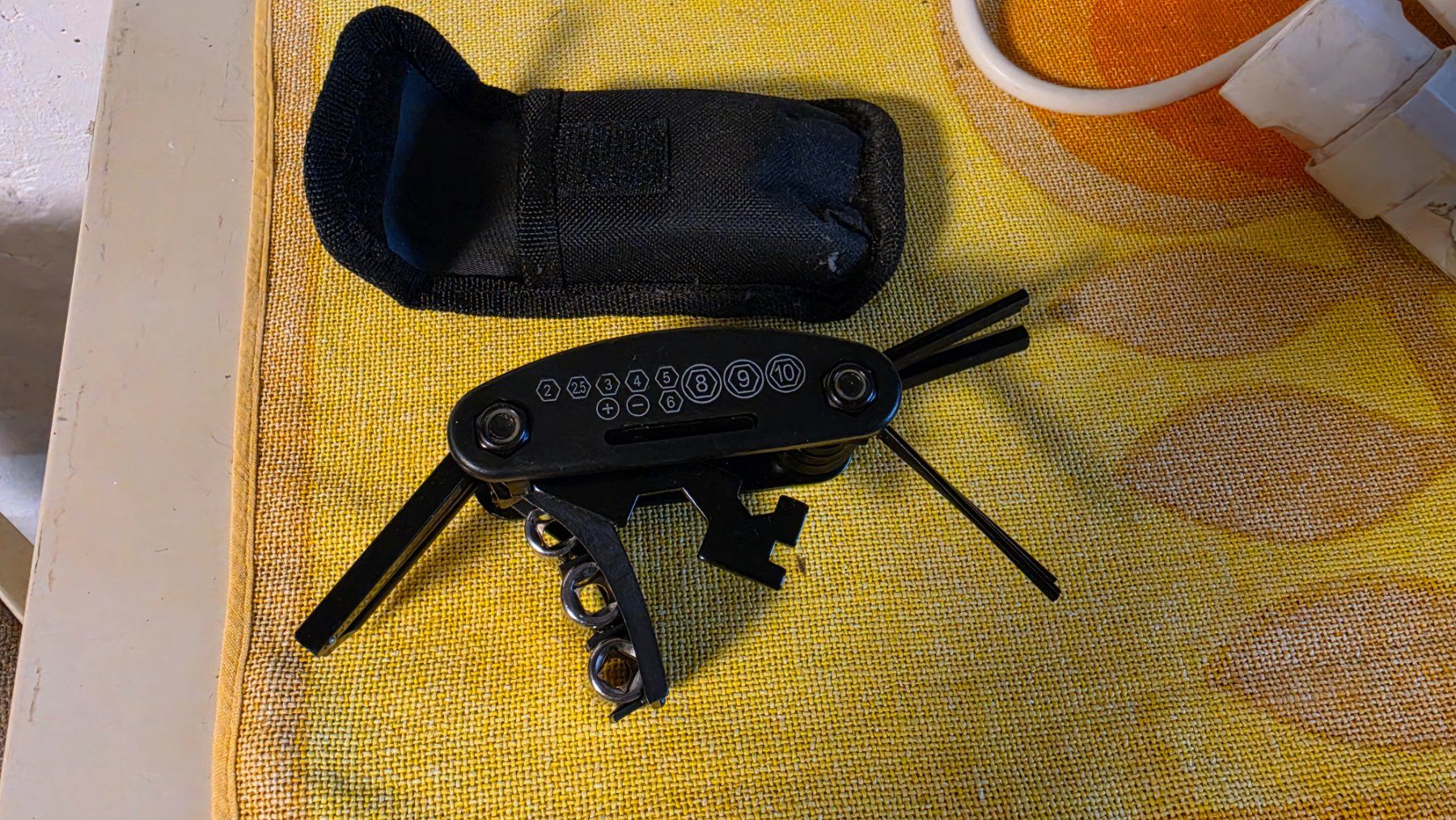 Taschenmesser: Multitool Werkzeug – Neu (gemäss Beschreibung) aus Nebikon von Japostyle