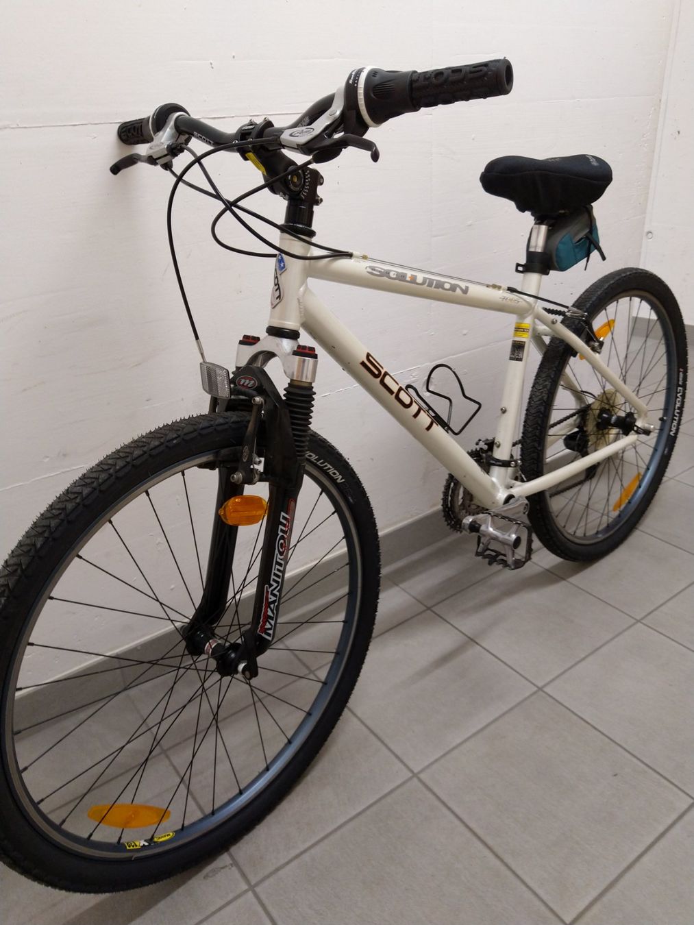 Scott Biciclette: Mountain Bike Scott – Usato da Gland venduto da Coyotte