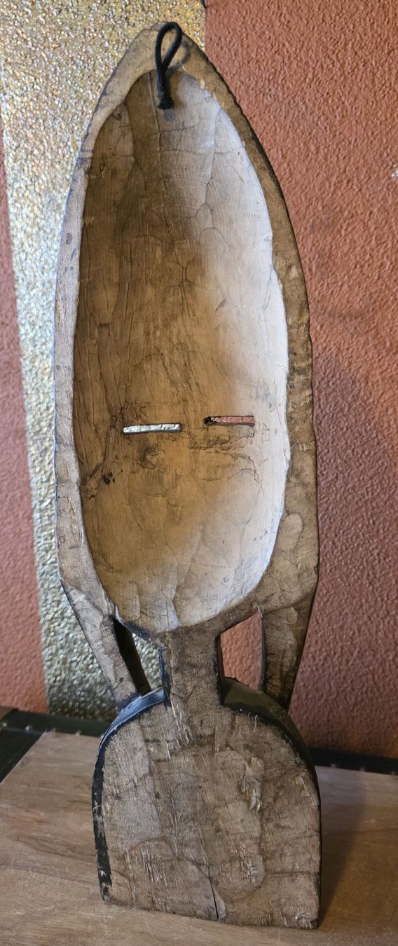 Internationale Kunst: Grosse afrikanische Holzmaske (62 cm) mit Messing-Bemalung – Gebraucht aus Ebikon von Fredieluz 3