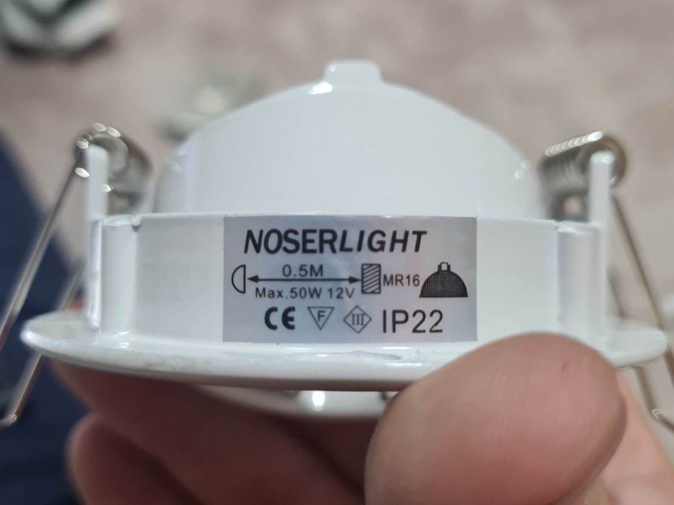 Lampadari & plafoniere: Noserlight Decken-Einbaustrahler MR16 GU5.3 schwenkbar Spot – Nuovo (secondo la descrizione) da Zürich venduto da Alibaba1234 2