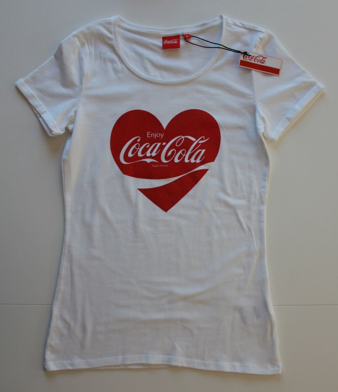 Coca-Cola Kleiderpakete: Ensemble ,, Coca Cola ,, t. S     NEU! – Neu und originalverpackt aus Peseux von Gilloss 6