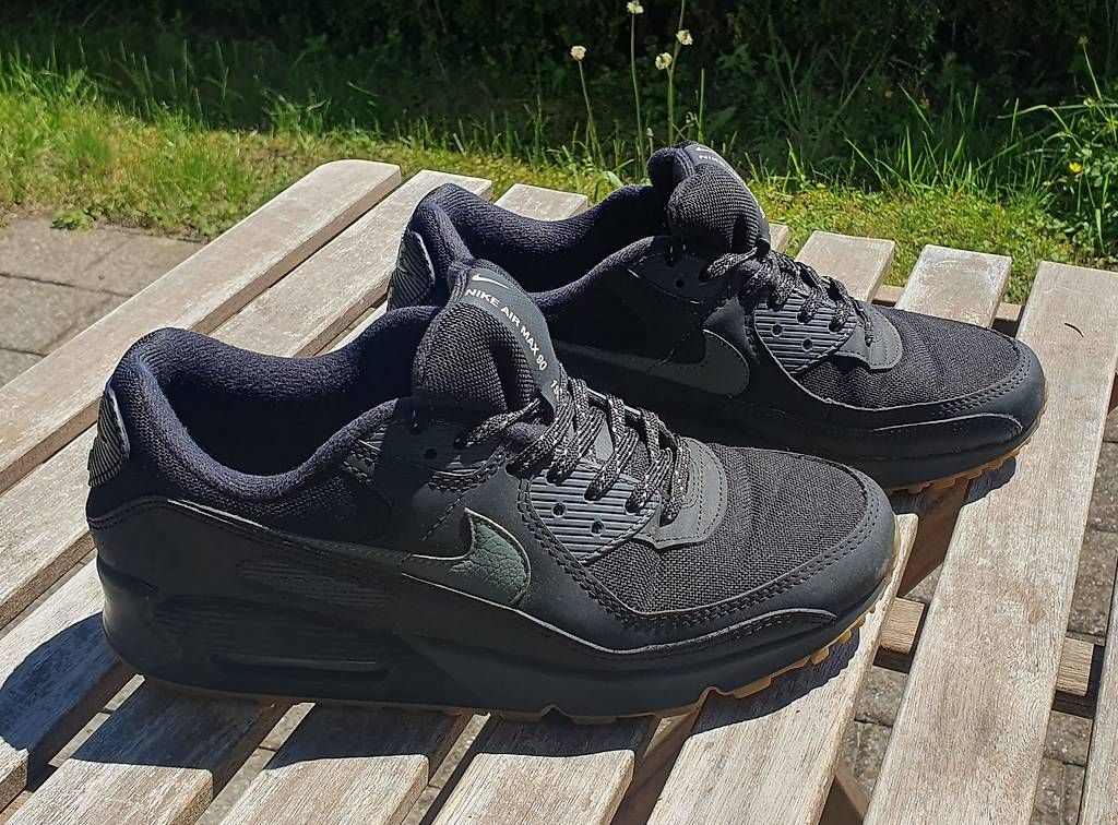 Nike Scarpe da uomo: Nike Air Max 90 schwarz, Grösse 42 – Usato da Udligenswil venduto da sha_8tx2 3