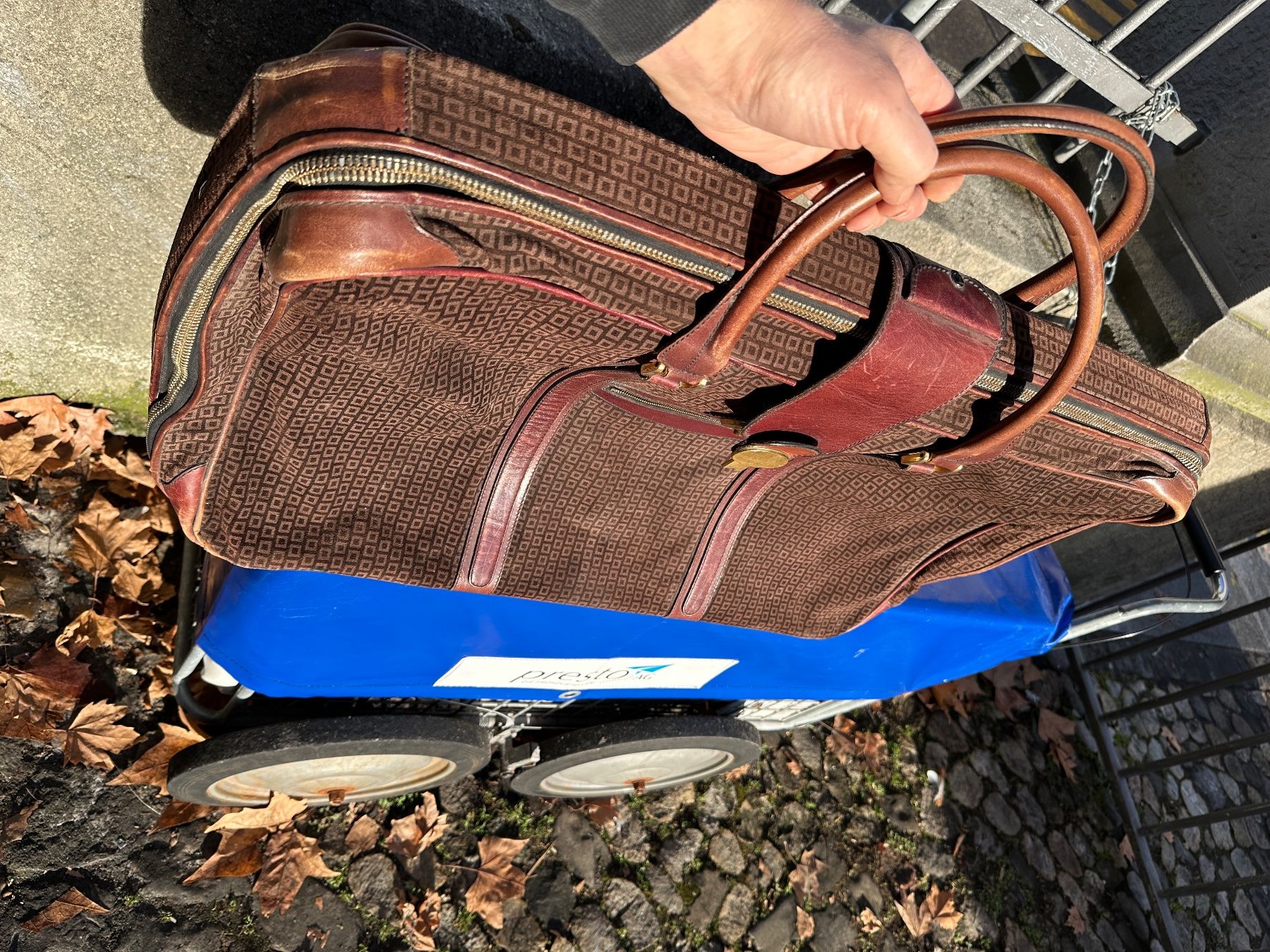 Valigie: Vintage Tasche Koffer Kleiderkoffer – Usato da Zürich venduto da atlantis77 4