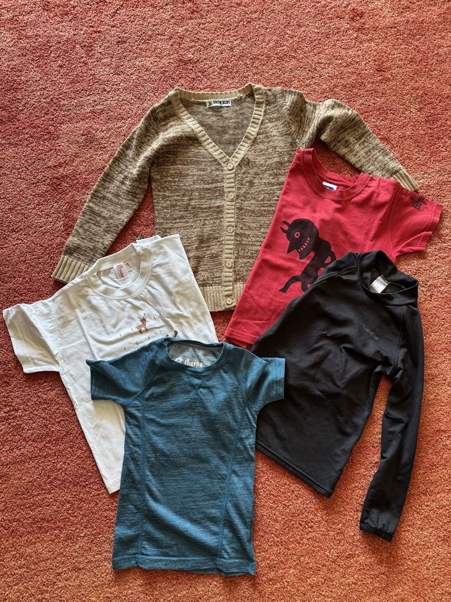 Lotti & Set di vestiti: Kids Mixed Clothing Bundle - Size 5-6 Years / 116 – Usato da Maur venduto da sze_rcf7
