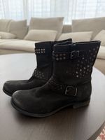 Damen Stiefel schwarz mit Nieten Grösse 37 gebraucht