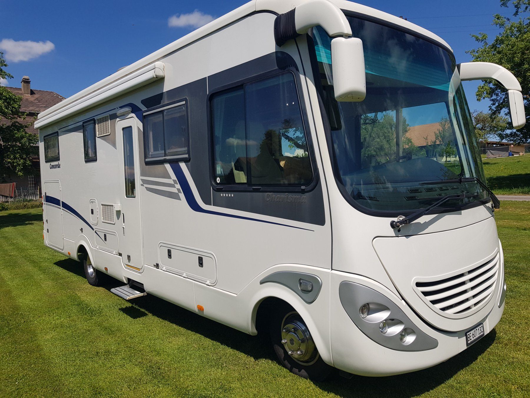 Concorde Veicoli da campeggio: Wohnmobile Concorde Charisma 840 F – Usato da Worb venduto da Werich