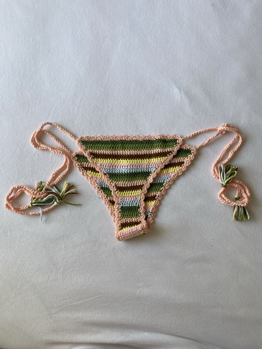 Lots de vêtements: Kleiderpaket – D'occasion à Basel par val_t8jm 5