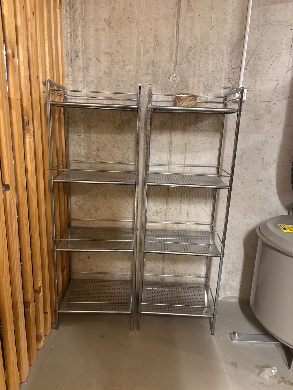Regale: Lagerregal (2x) – Gebraucht aus Buchs ZH von Shopping_Sabrina