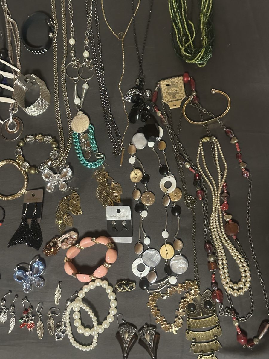 Altri gioielli: Modeschmuck Set Ketten Armbänder Schmuck – Usato da Deitingen venduto da Himhip 2