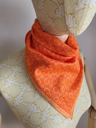 🧡 CELINE Baumwolltuch 58 × 58 cm – Neu ohne Etikett