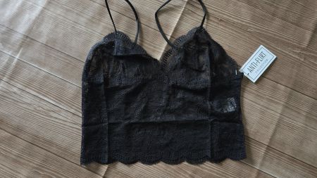 ​🏷️ ANTI-FLIRT Lace Cami Top (1) Vintage Lingerie-Look