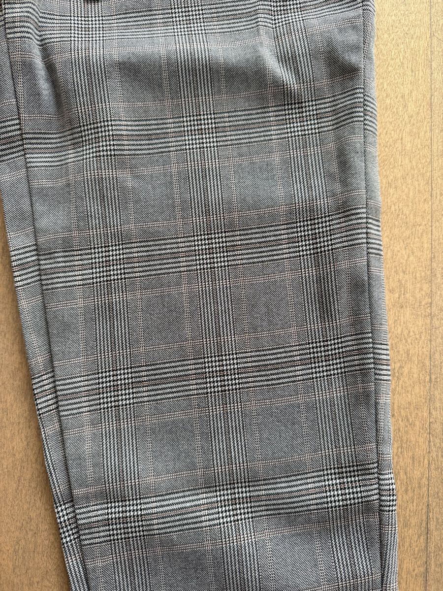 Esprit Pantaloni: ESPRIT - Grau karrierte Hosen – Usato da Meilen venduto da kleisi01 4