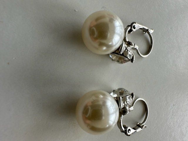 Perlen (unechte): ORECCHINI CON PERLE E STRASS – Gebraucht aus Davesco-Soragno von kappas 2
