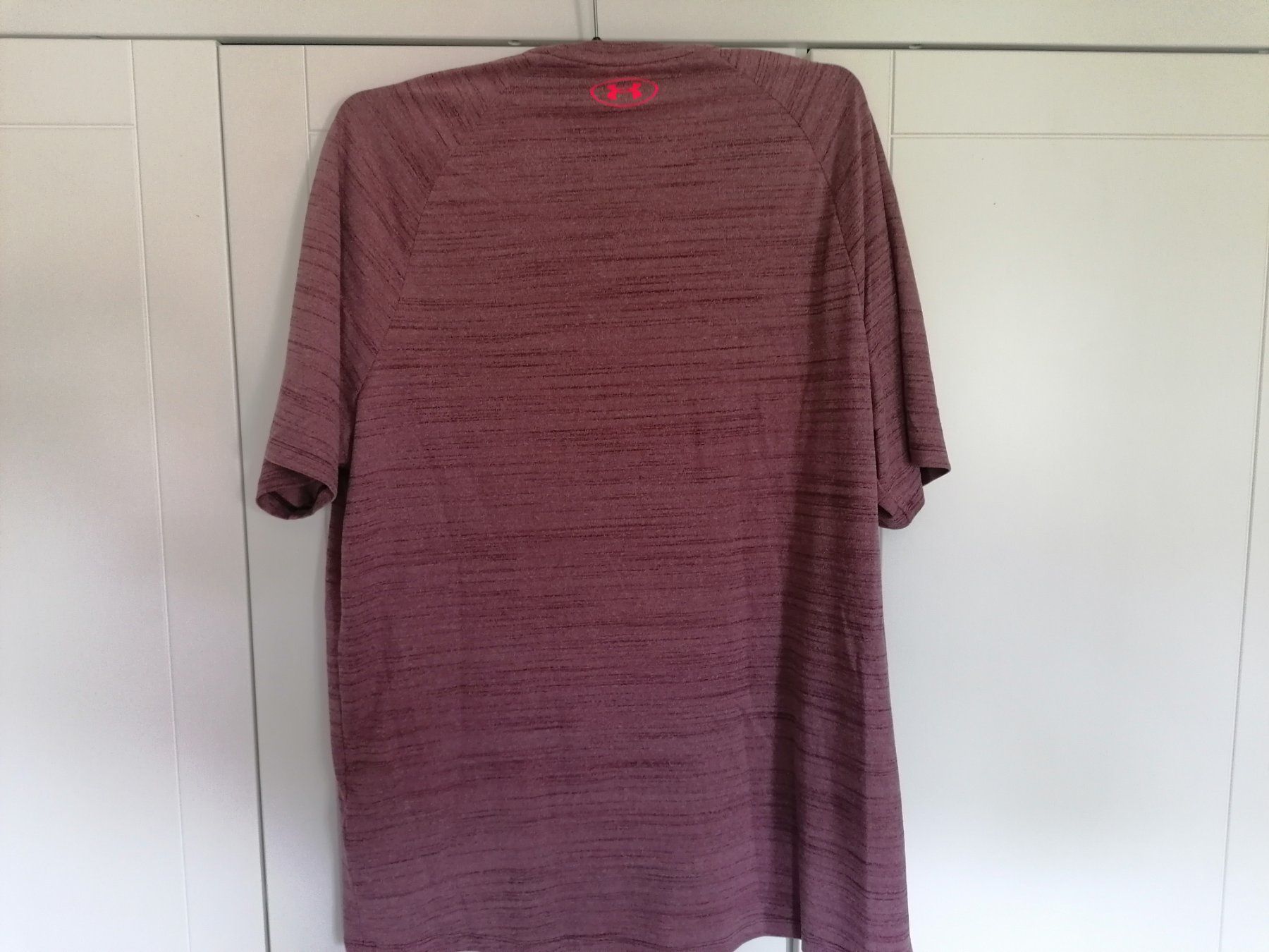 Under Armour T-shirts: UNDER ARMOUR Sport Shirt Grösse L – Neuf (Voir description) à Schönenbuch par Mentio_SB 2