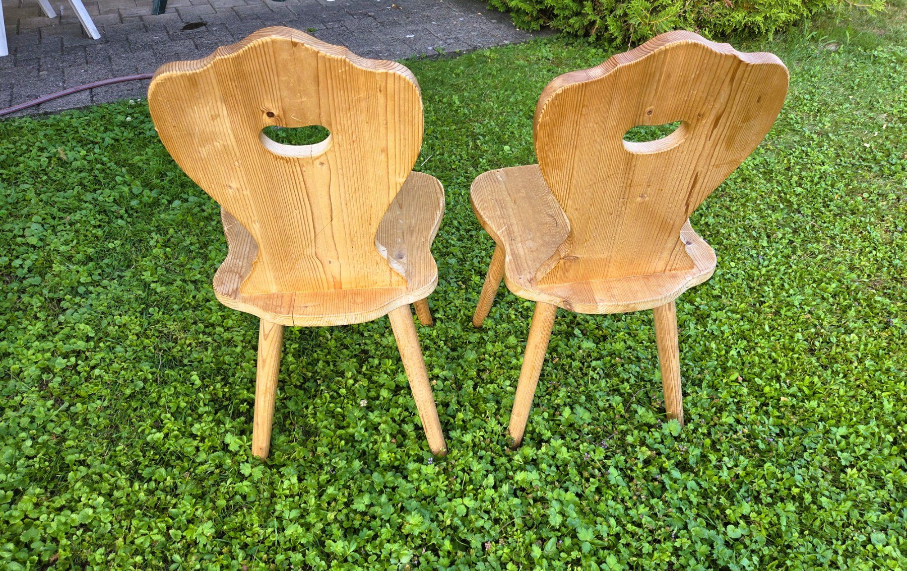 Stühle: 2x HOLZSTÜHLE - VINTAGE – Gebraucht aus Brüttisellen von Nighttrain 2