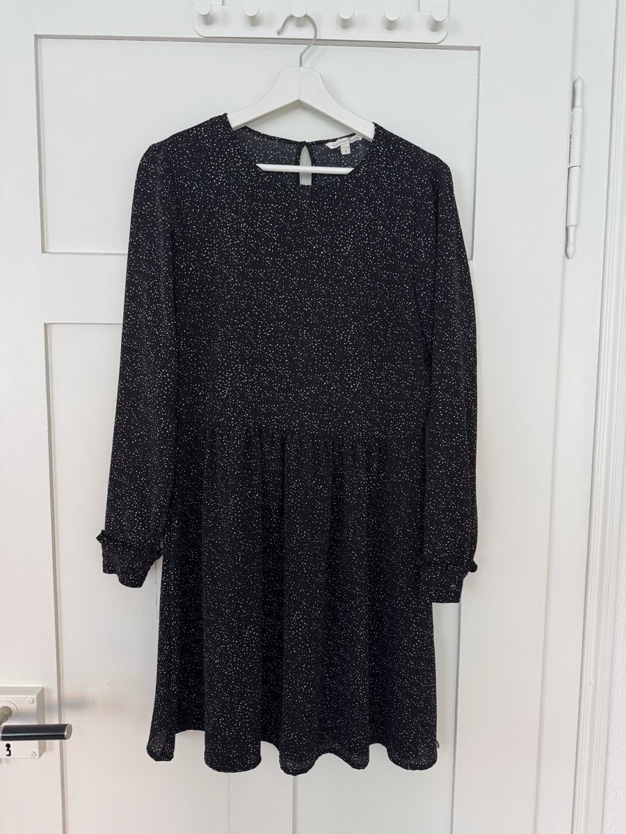 Tom Tailor Robes: Kleid schwarz mit weissen Punkten – D'occasion à St. Gallen par BiancaL11