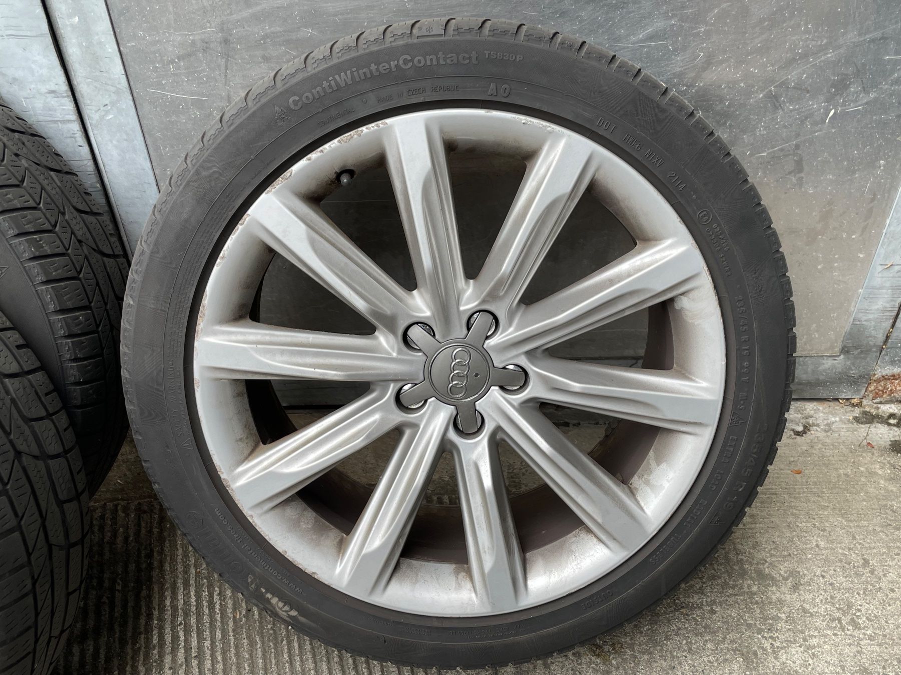 Audi Pneus & Kompletträder: Audi A7 / S7 4G  Räder 235/45 R19 – Gebraucht aus Horgen von gogo-30 3