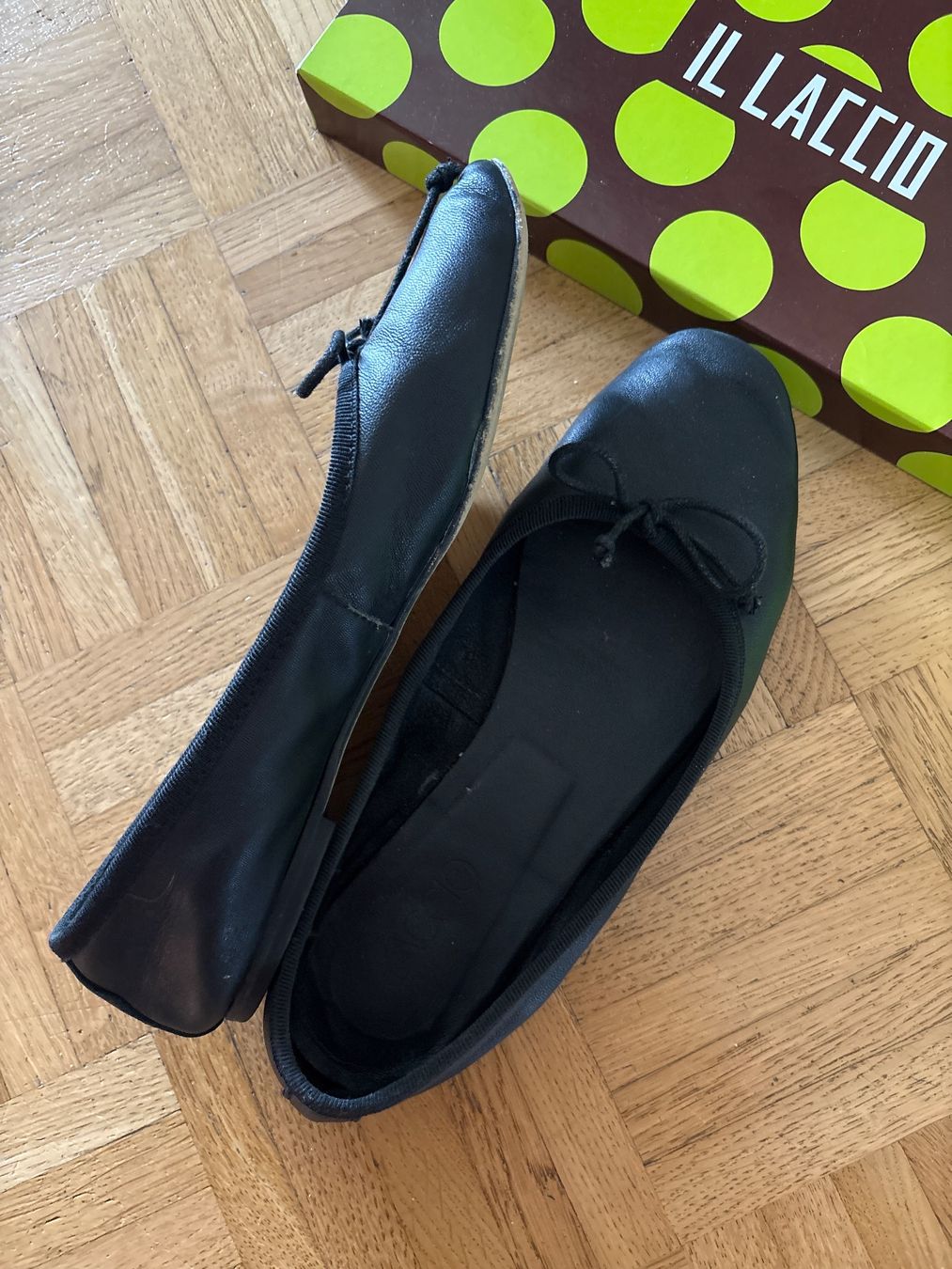 Damenschuhe: schwarze Ballerinas Made in Italy – Gebraucht aus Zürich von bbbggg 2