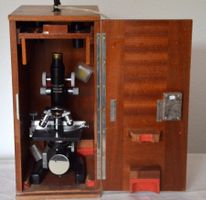 Ernst Leitz Wetzlar Mikroskop / microscope
