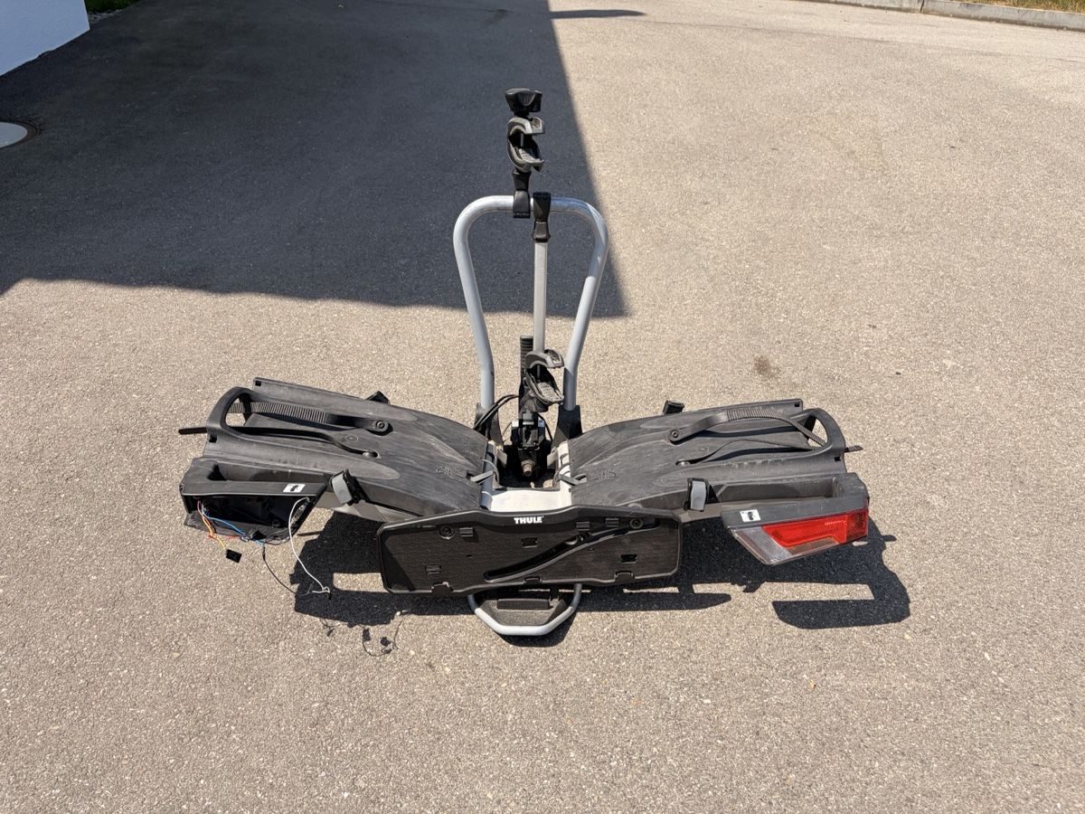 Thule Fahrradhalterungen: Fahrradträger Thule EasyFold 931 – Defekt aus Unterkulm von YS3