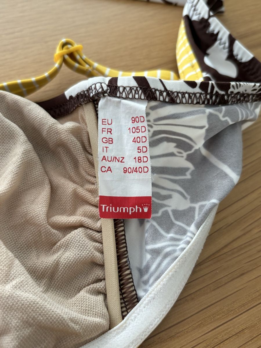Triumph Badekleider & Bikinis: Costume da bagno Triumph taglia 90D – Gebraucht aus S. Antonino von LIKA91 2