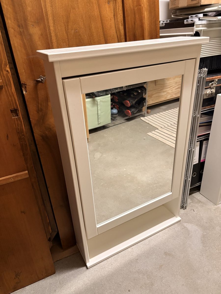 Armoires miroirs: Spiegelschrank – D'occasion à Lindau par Porci