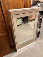 Spiegelschrank