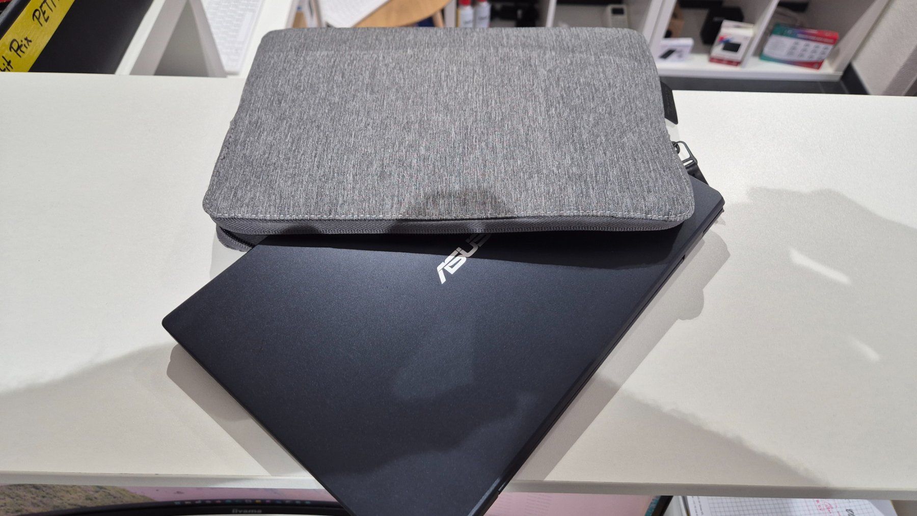 Asus Notebook: Ordinateur portable Asus 11.60'' – Usato da Chatel-St-Denis venduto da Teck7 1