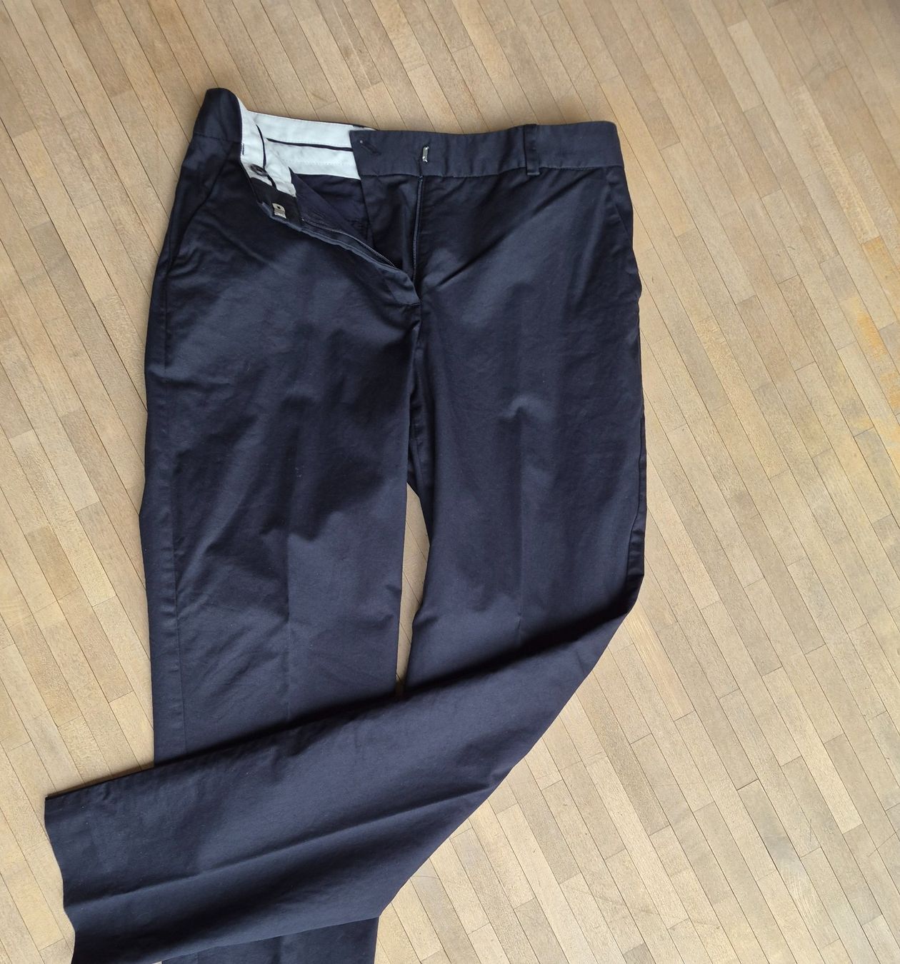 Gant Pantaloni: GANT elegante Stoffhose neuwertig – Nuovo (secondo la descrizione) da Zürich venduto da Mokile 2