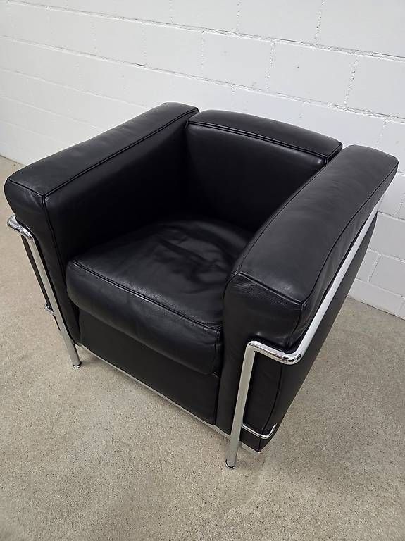 Le Corbusier Poltrone: Cassina / Corbusier LC 2 – Usato da Zürich venduto da Lukasz 1