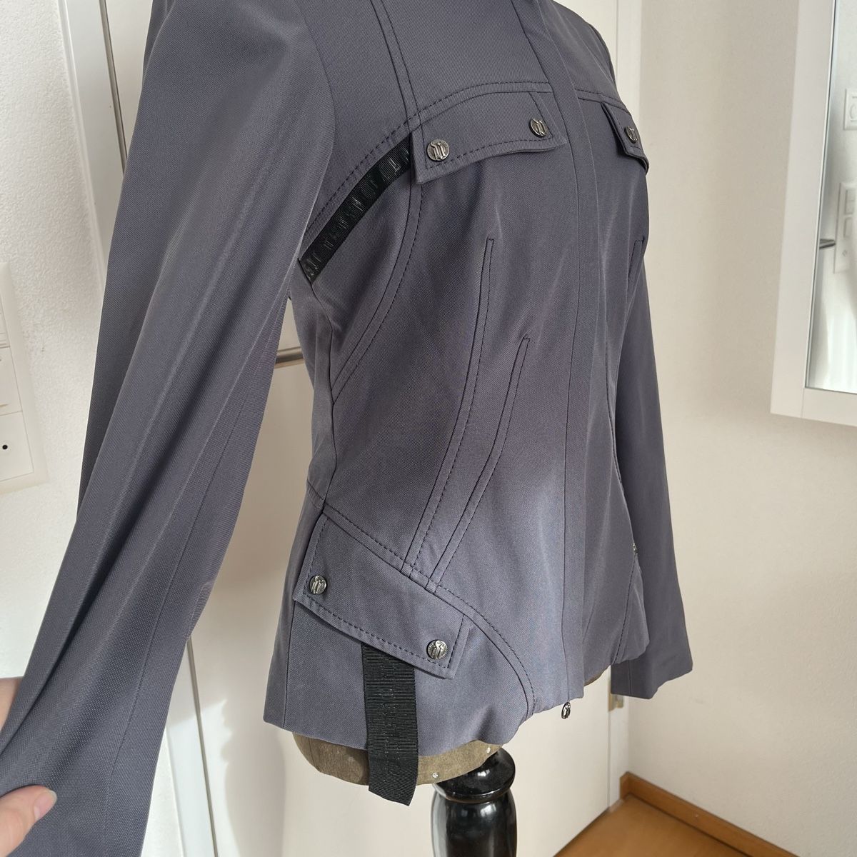 Versace Giacche: Versace Jacke – Nuovo (secondo la descrizione) da Zug venduto da saskia-chiara 2