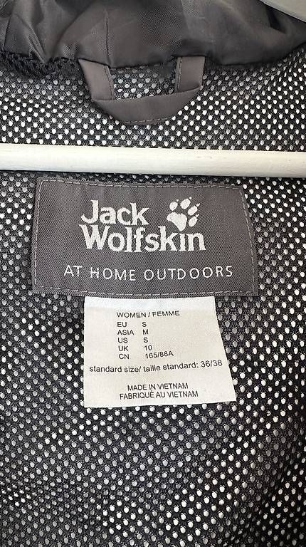 Giacche: Jack Wolfskin Regenjacke Gr. S – Usato da Wetzikon ZH venduto da biancab1000 1