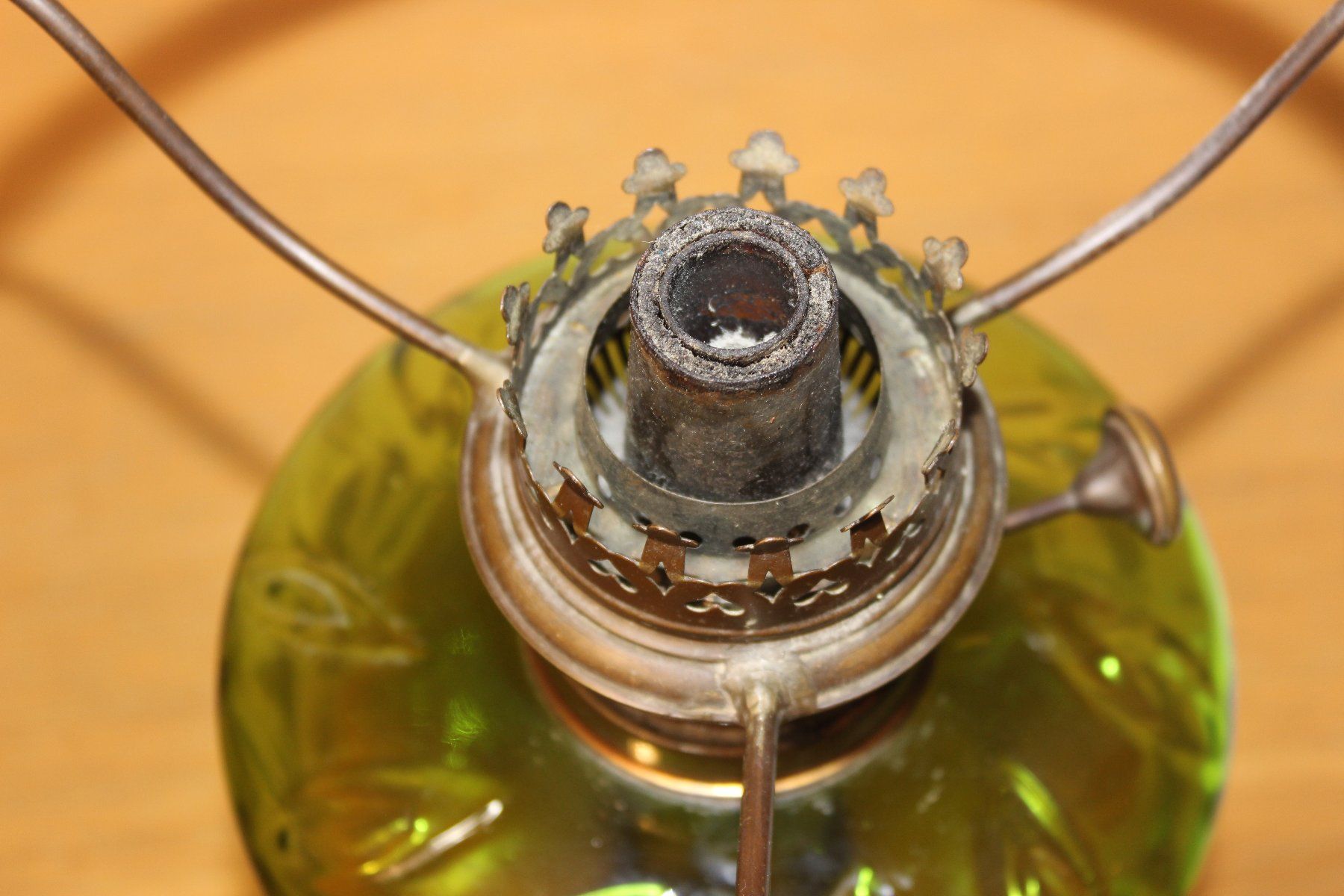 Lampade: Petroleum-Tischlampe – Usato da Basel venduto da Mila_Graf 5