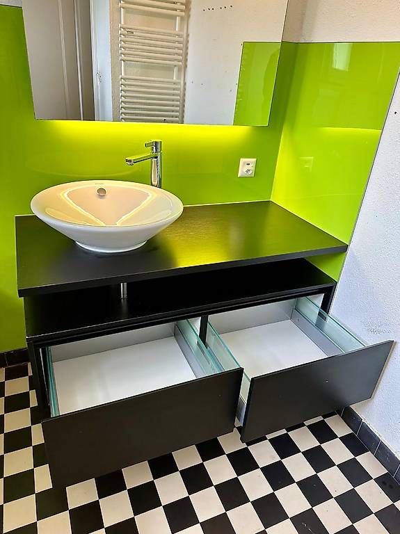 Scaffali: Schönes Badezimmer in St. Gallen – Usato da Arbon venduto da natalily82 1