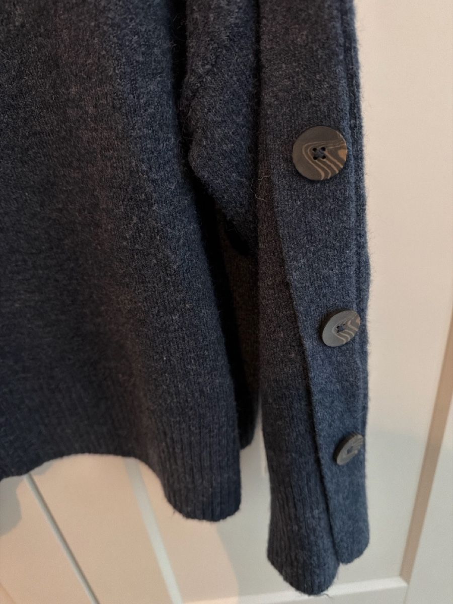 C&A Maglioni & Felpe: C&A Knitted Sweater, Size M, Navy Blue With Buttons! – Nuovo (secondo la descrizione) da Paradiso venduto da Ixaya.studio 1