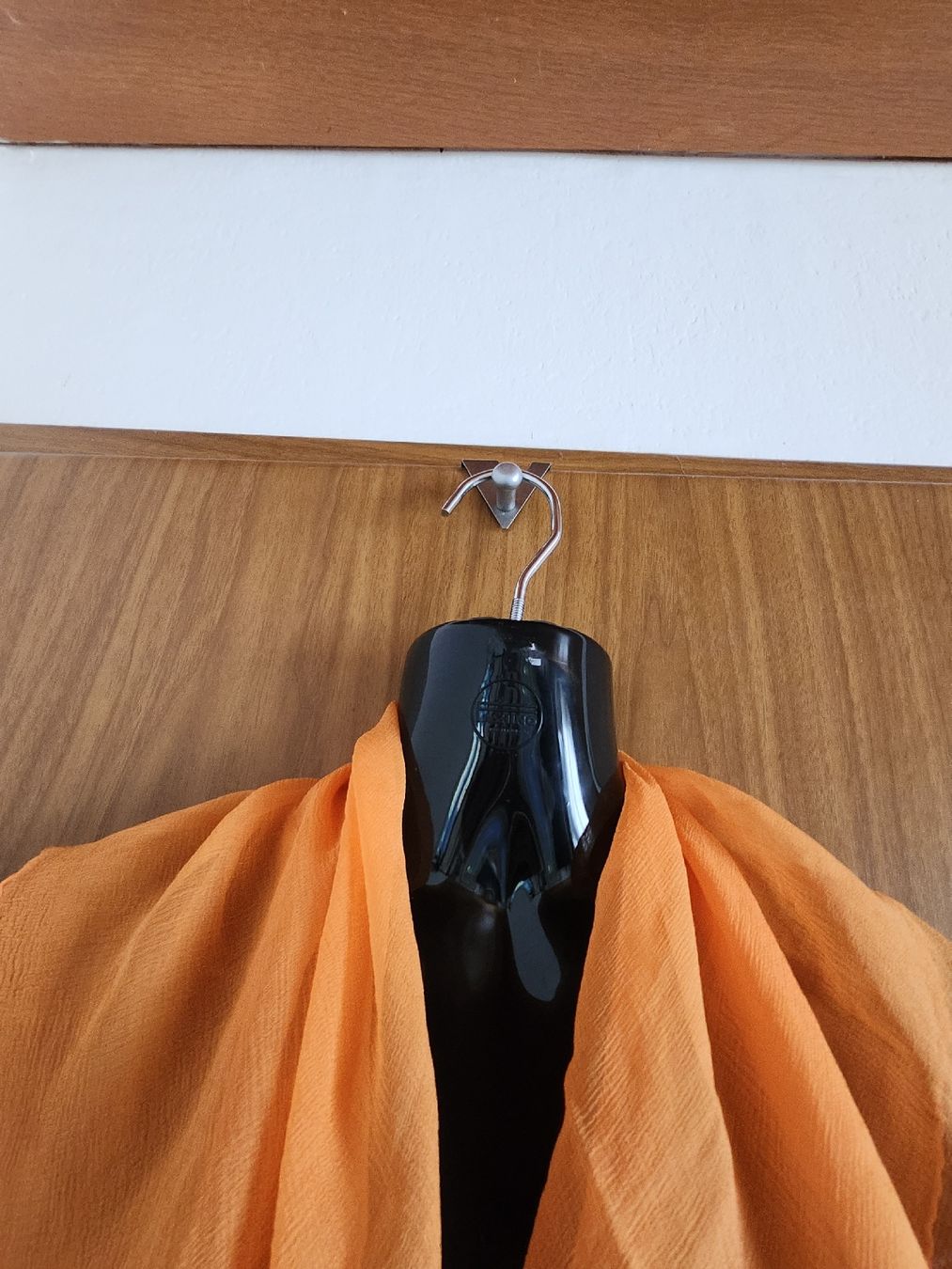 Foulards, Tücher & Schals: Foulard orange Monsoon en soie 100%  – Gebraucht aus Niedergösgen von Eva2410 3