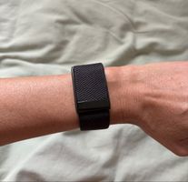 WHOOP 4.0 Sensor + schwarzes SuperKnit Band