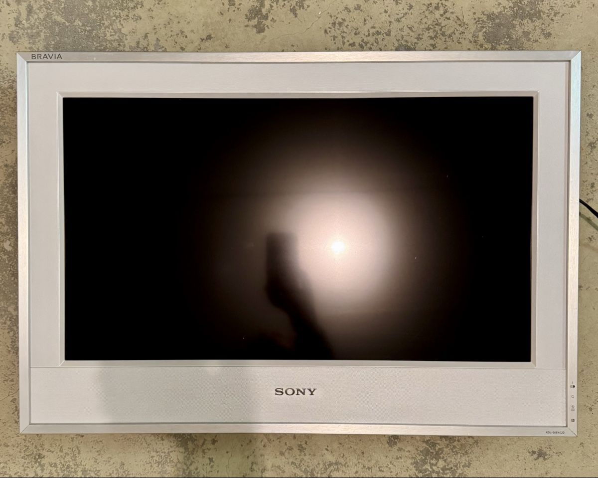 Sony Televisori: Sony Bravia TV KDL-26E4020 – Usato da Aarau venduto da sirathan