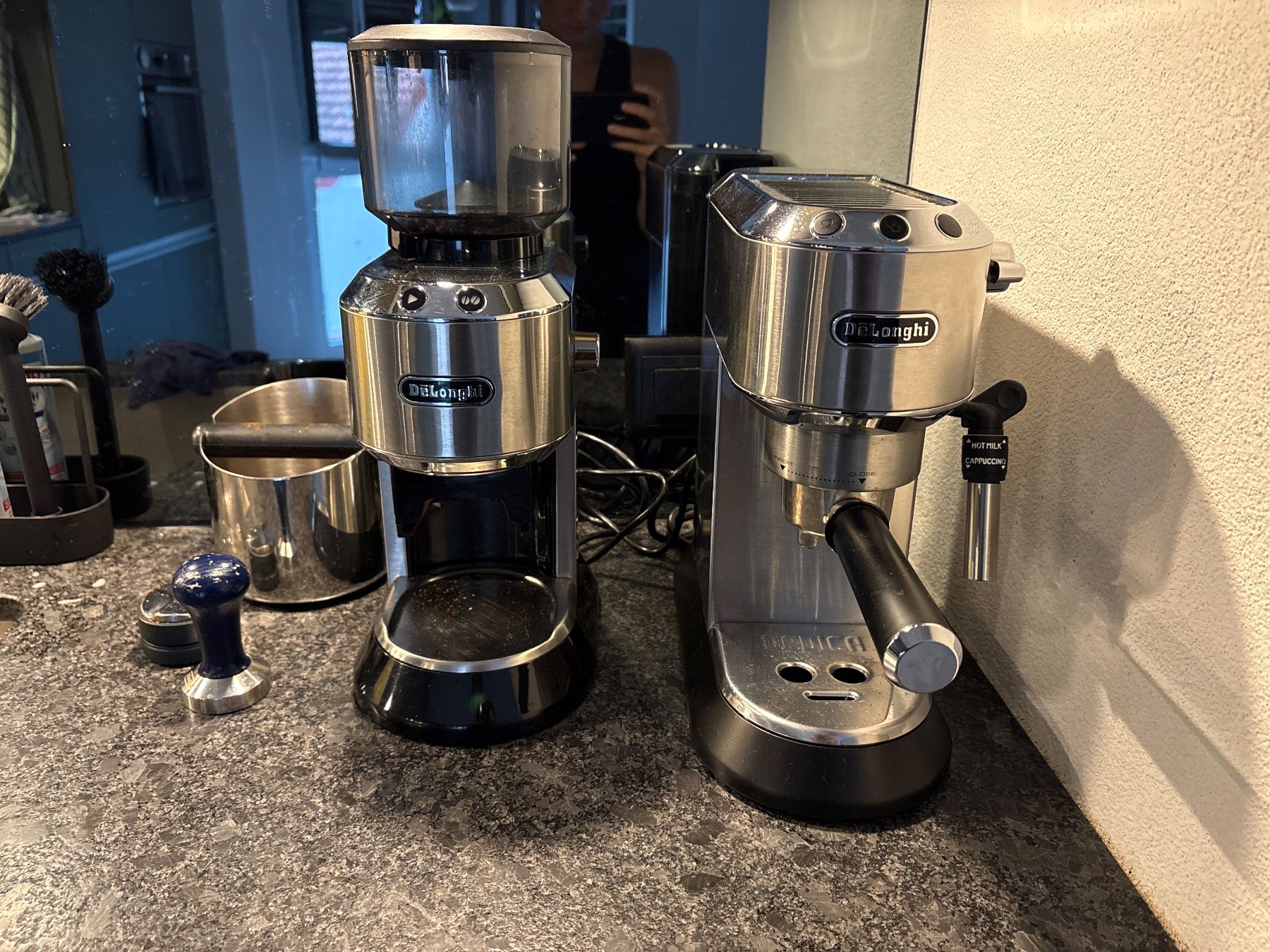 De'Longhi Kaffeemaschinen & Espressomaschinen: DeLonghi Dedica Style Kaffee Set – Gebraucht aus Arth von Natali10 3