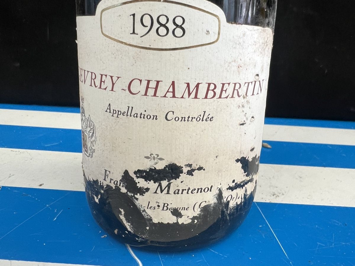 Vino: 1988 GEVREY-CHAMBERTIN BOURGOGNE – Nuovo e nell'imballaggio originale da Genève venduto da Leboucheoreilles 1