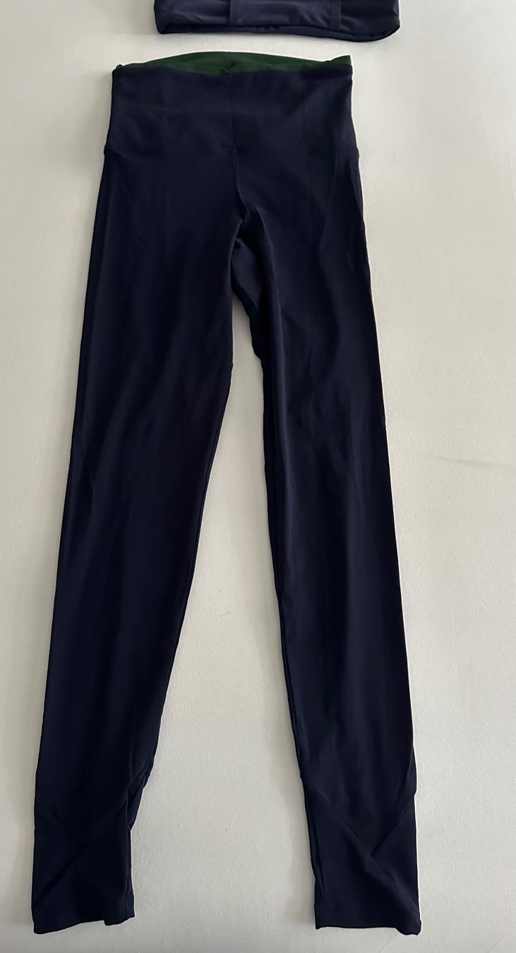 Leggings: Pebbles leggins /bra set – Usato da Dallenwil venduto da ZD2019 4